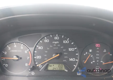 2000 Honda Accord 2.3 Lx from USA, damaged, VIN 1HGCG6658YA076894